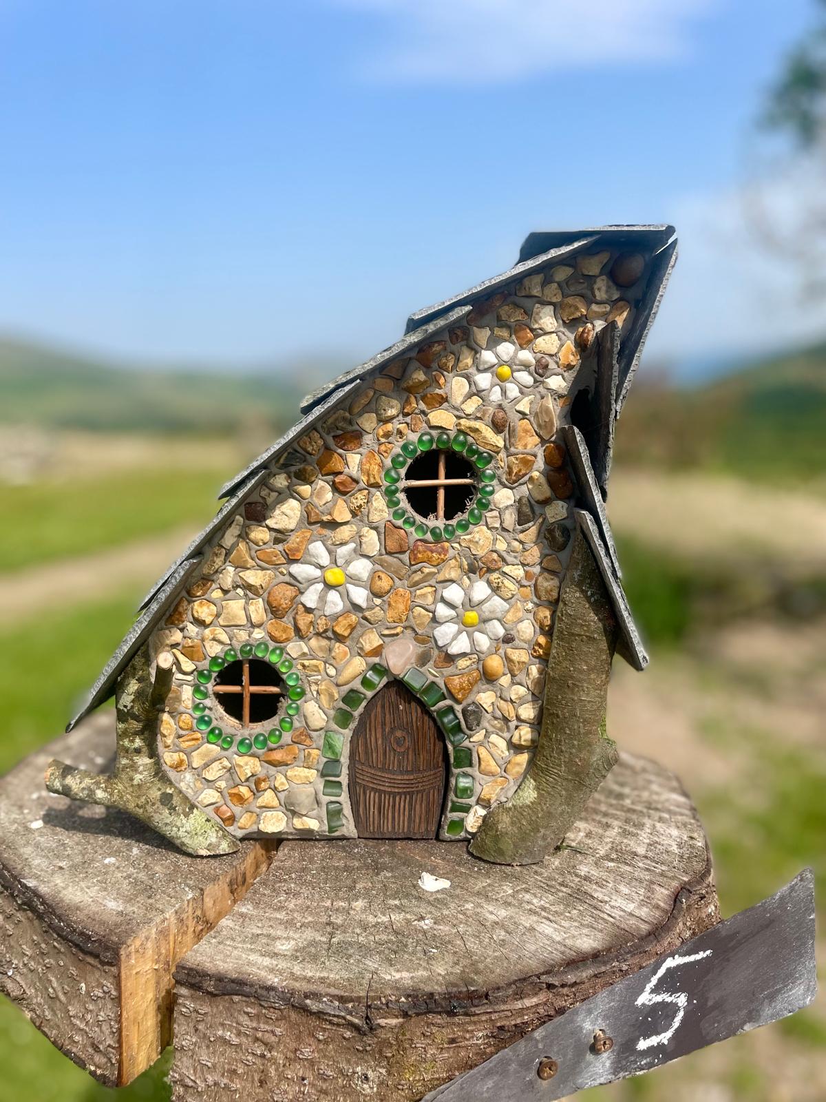 Daisyring Faerie House