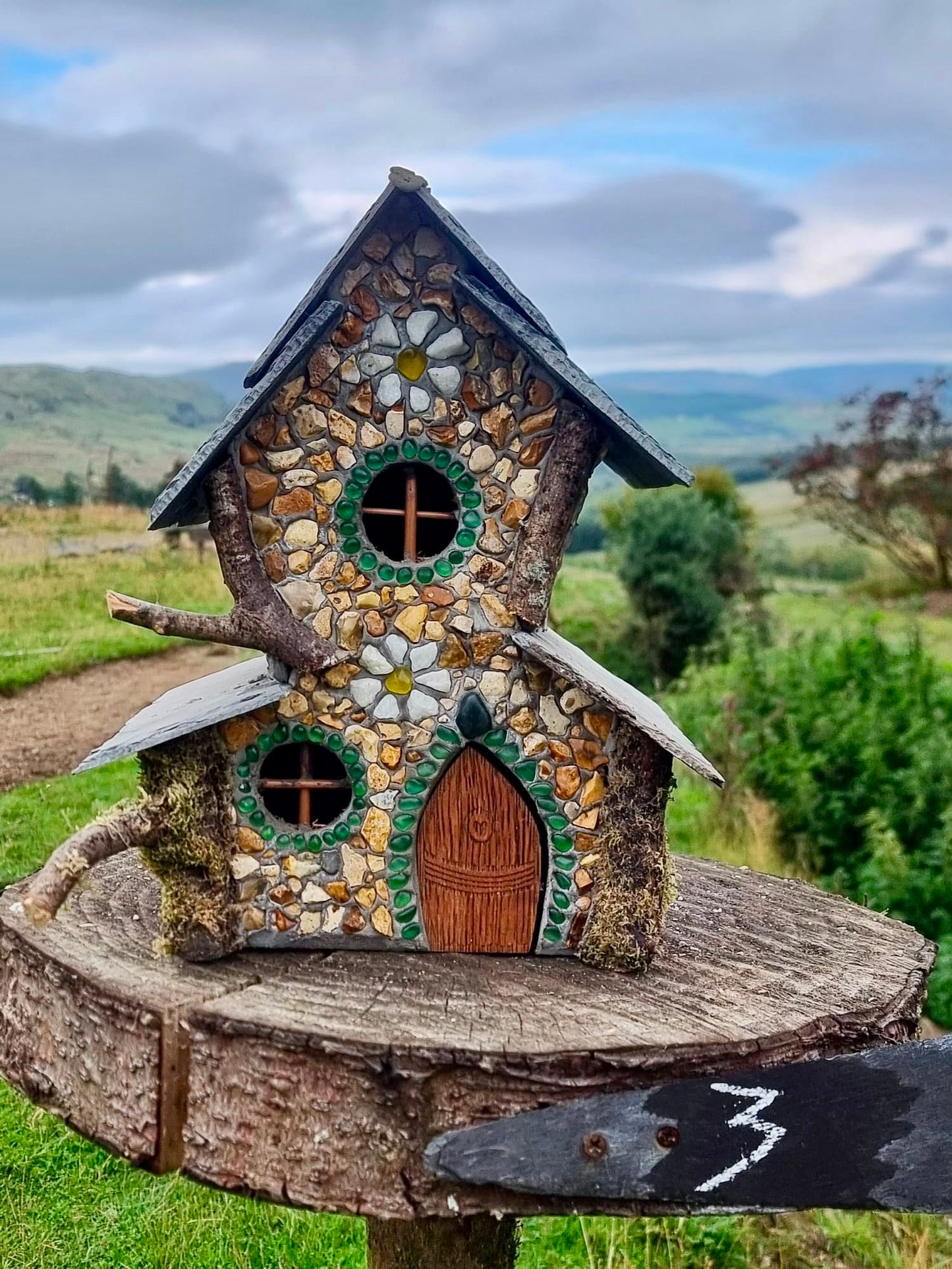 Loopdaisy Faerie House