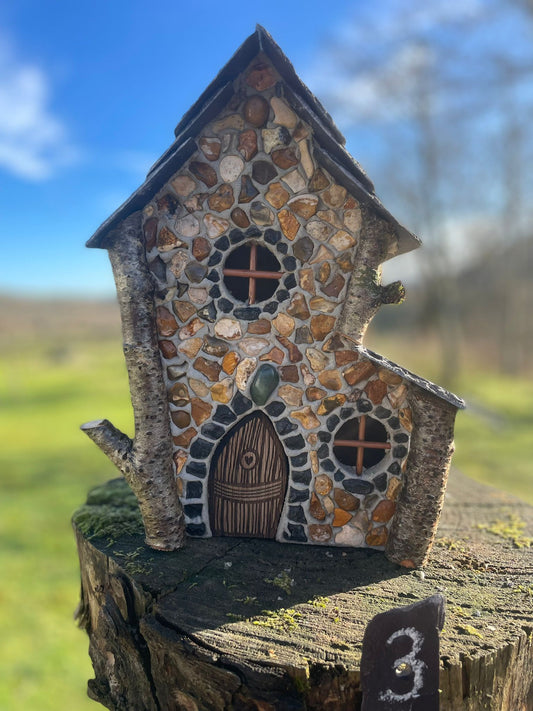 Gold Flint Faerie House ☘️