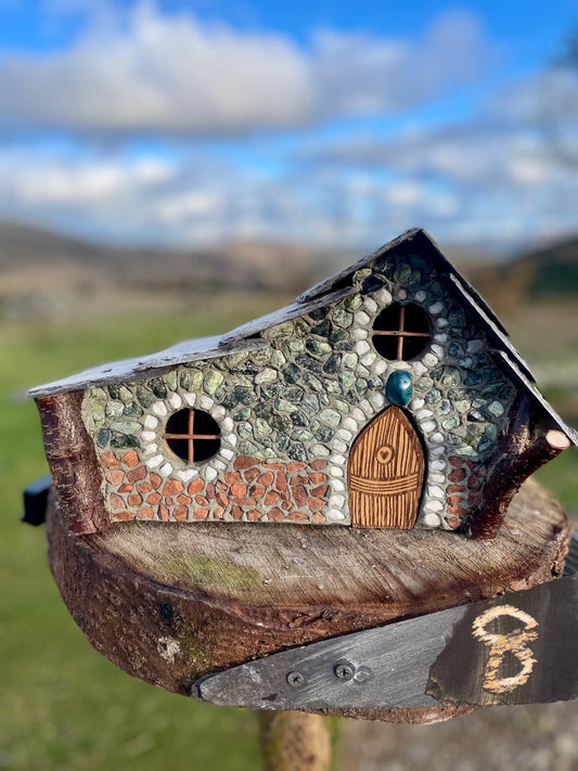 'Emerald and Sienna' 💚 Faerie House