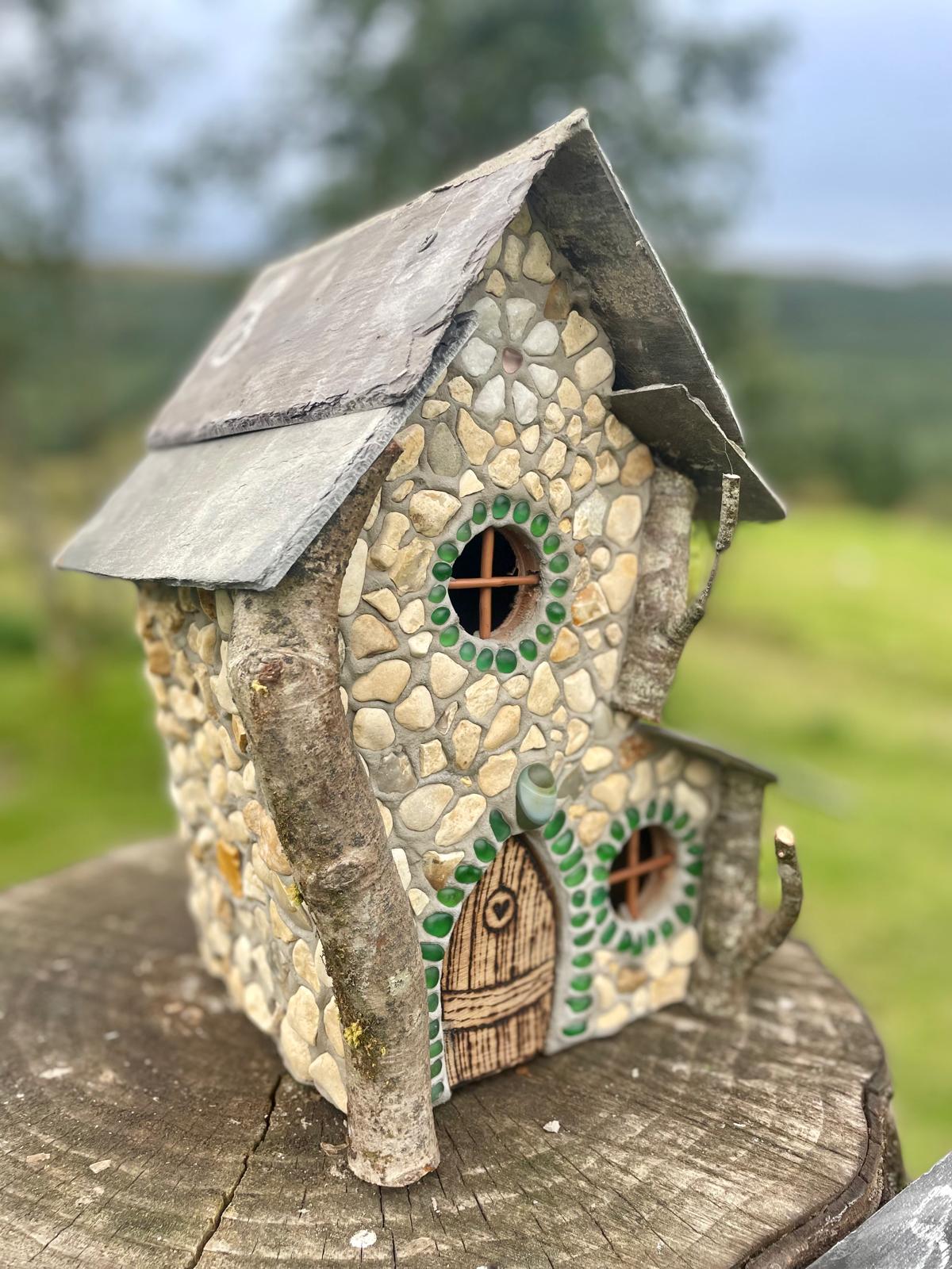 Curvedaisy Faerie House