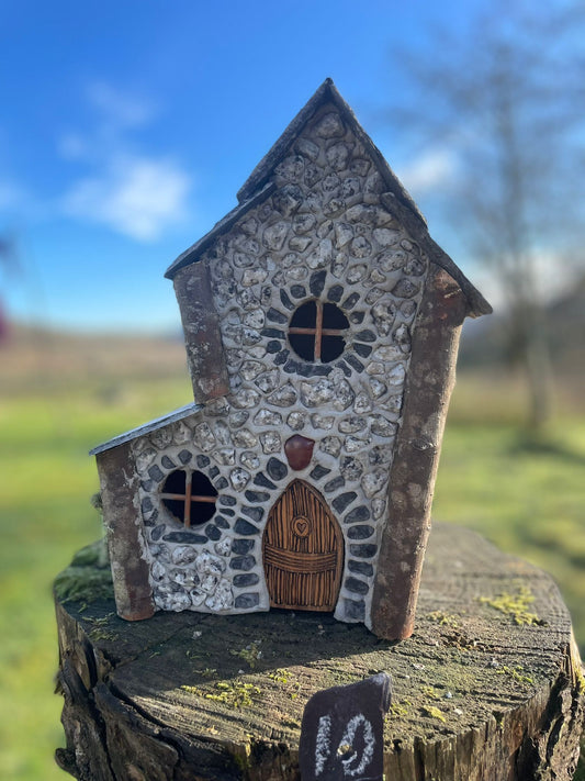 Salt and Pepper Quartz Faerie House ☘️