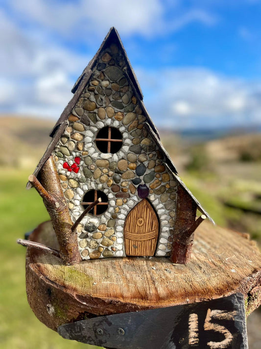 'Grá' River Pebble Faerie House